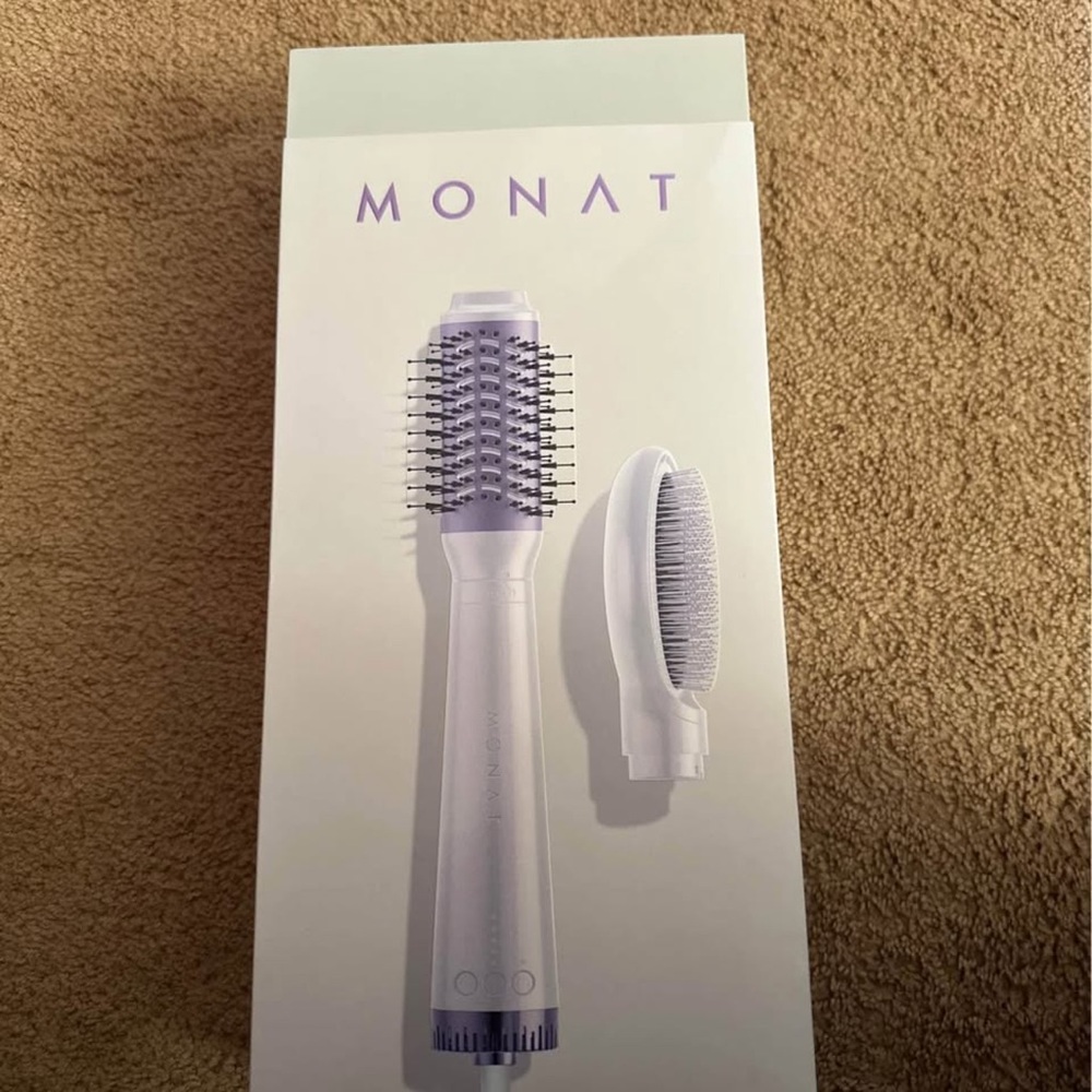 Monat Hair Styling Tool in White and Purple